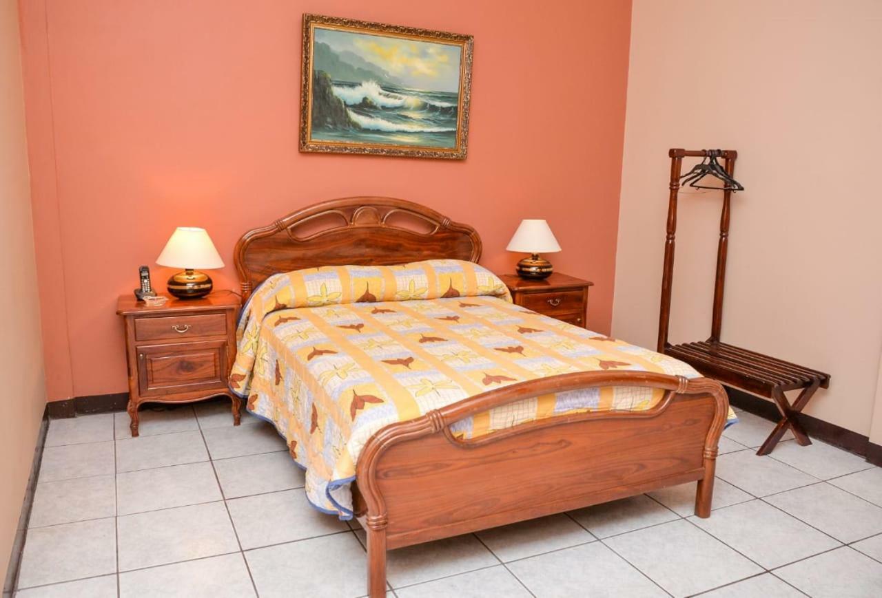 Hotel Olimpico En Quevedo Buitenkant foto