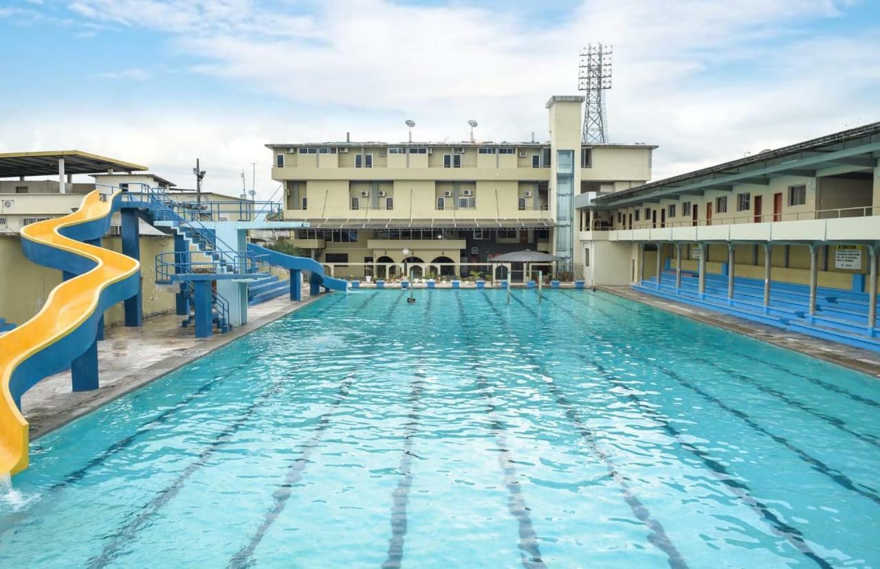 Hotel Olimpico En Quevedo Buitenkant foto