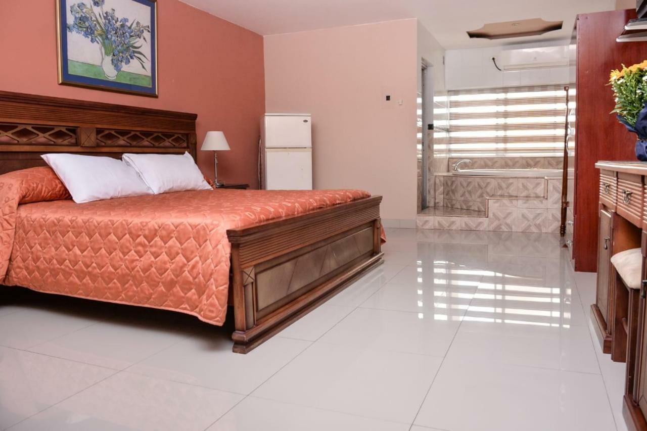 Hotel Olimpico En Quevedo Buitenkant foto